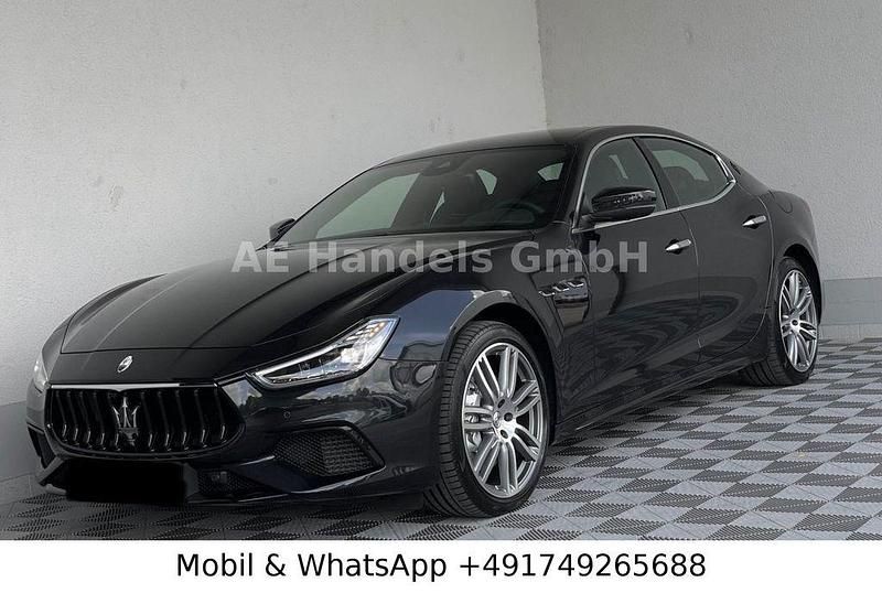 Schwarz Gebraucht 2022 Maserati Ghibli Coupé | 46.990 € - Bild 1/4