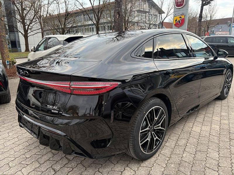 Neu BYD Seal 389 kW (530 PS) 2026 Schwarz Limousine