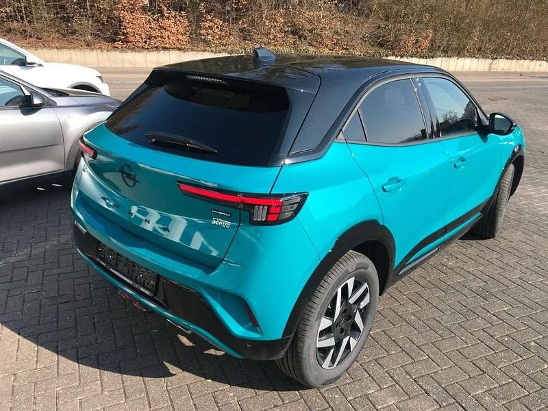 Neu Opel Mokka 145 PS (106 kW) 2026 Grün SUV