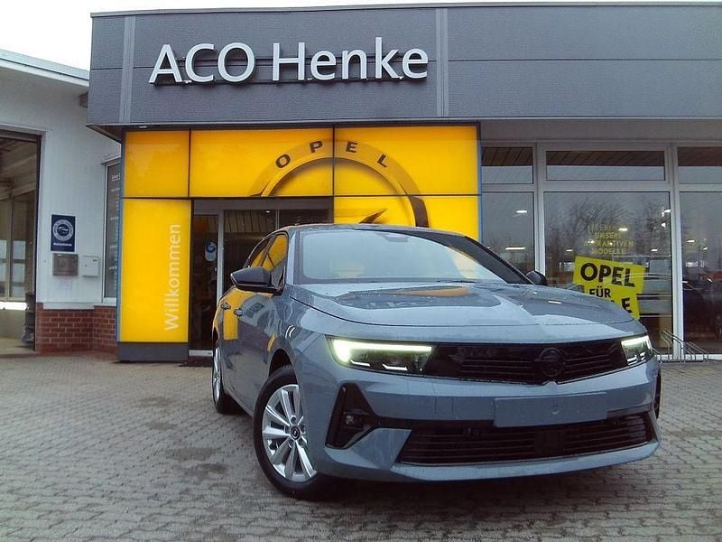 Neu Opel Astra 145 PS (106 kW) 2026 Grau Limousine