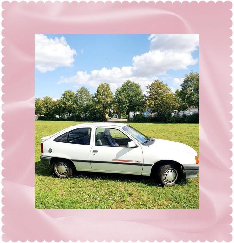 Weiß Gebraucht 1988 Opel Kadett Limousine | 2.999 € - Bild 1/4