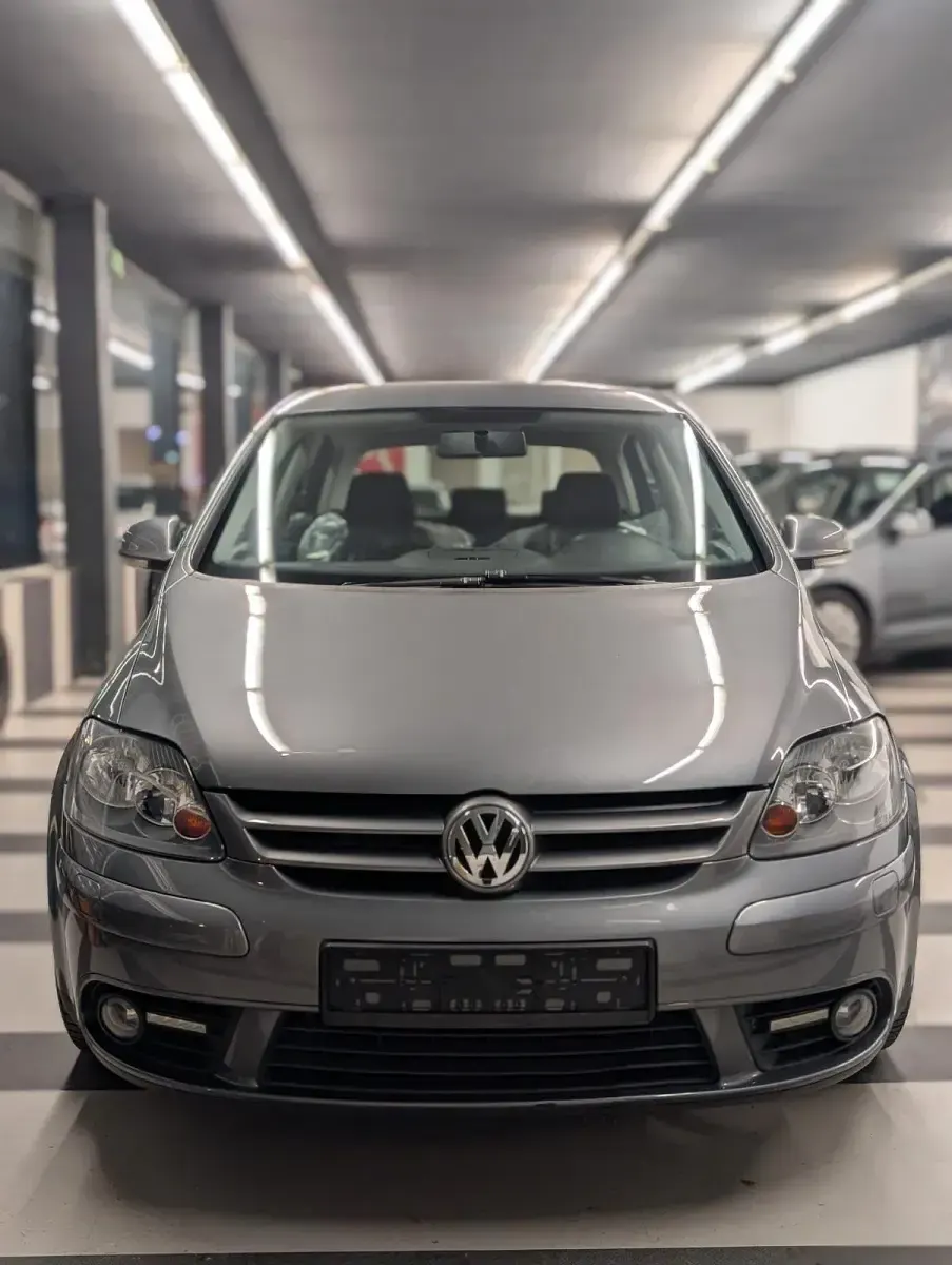 Gebraucht VW Golf VI 122 PS (89 kW) 2008 Grau Kleinwagen