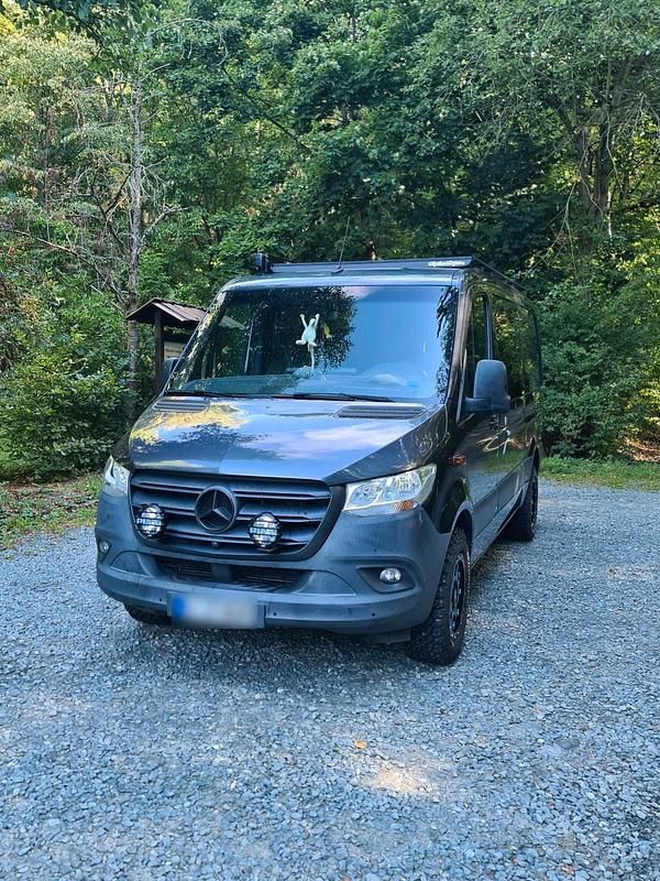 Gebraucht Mercedes Sprinter 143 PS (105 kW) 2018 Grau Van