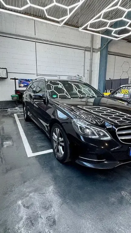 Gebraucht Mercedes E350 258 PS (189 kW) 2016 Schwarz Kombi