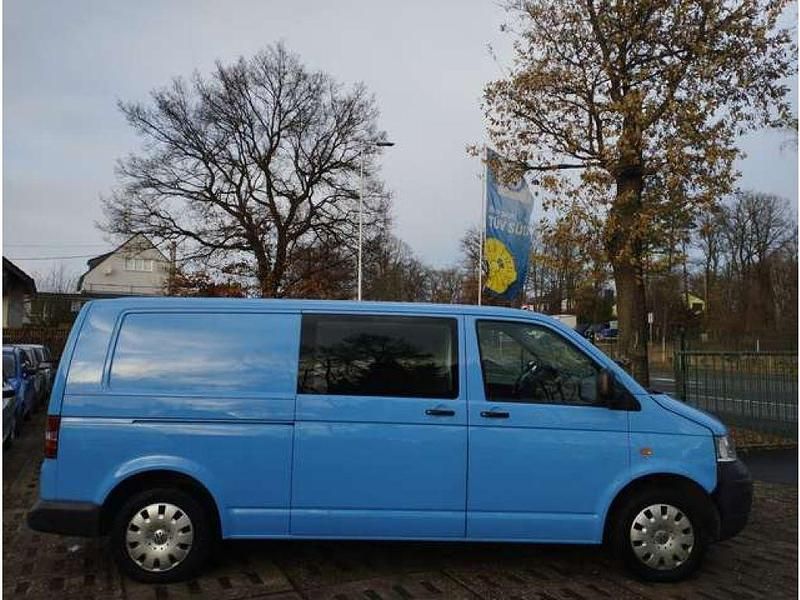 Gebraucht VW T5 105 PS (77 kW) 2004 Dänischblau Van