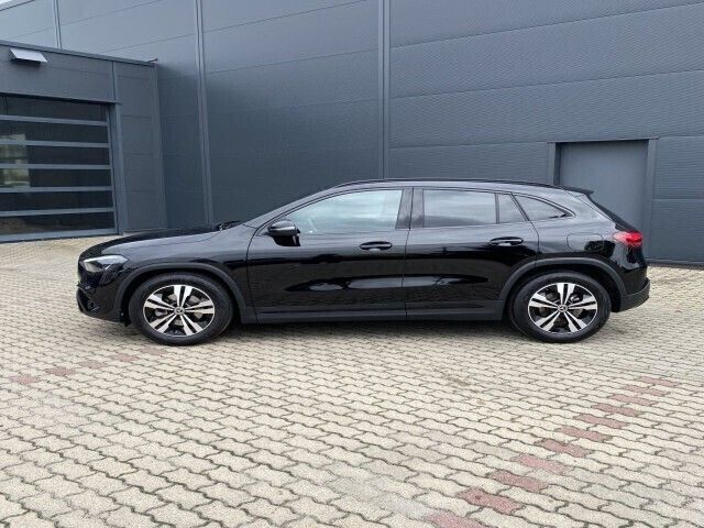 Gebraucht Mercedes GLA180 Progressive 136 PS (100 kW) 2023 Othercolor SUV
