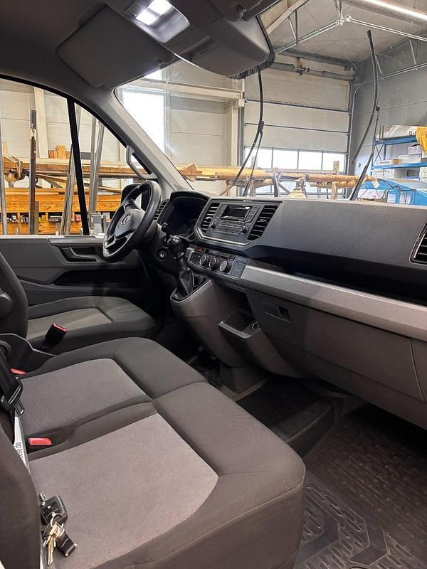 Gebraucht VW Crafter 140 PS (102 kW) 2019 Blau Van