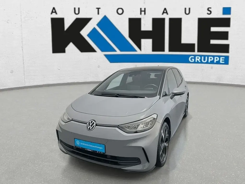 Gebraucht VW ID.3 Pro 150 kW (204 PS) 2024 Grau Kleinwagen