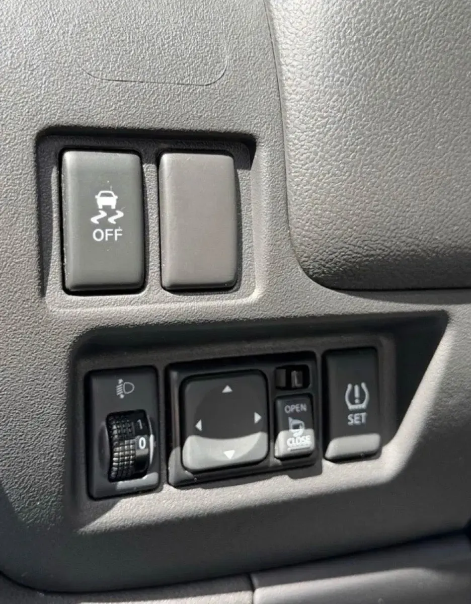 Gebraucht Nissan Micra Acenta 80 PS (58 kW) 2017 Weiß Kleinwagen