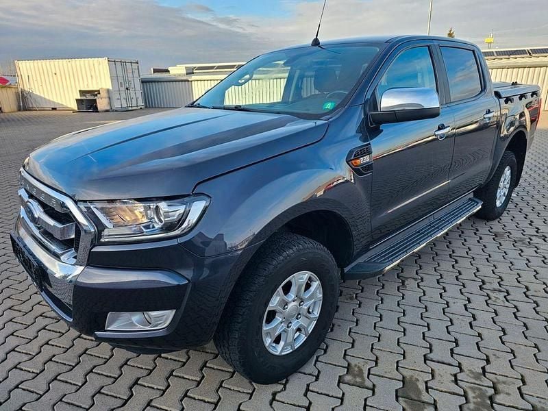 Grau Gebraucht 2018 Ford Ranger XLT Abholung | 13.990 € - Bild 1/4