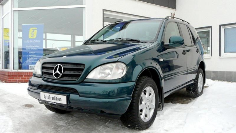 Gebraucht Mercedes ML430 272 PS (200 kW) 1999 Grün SUV