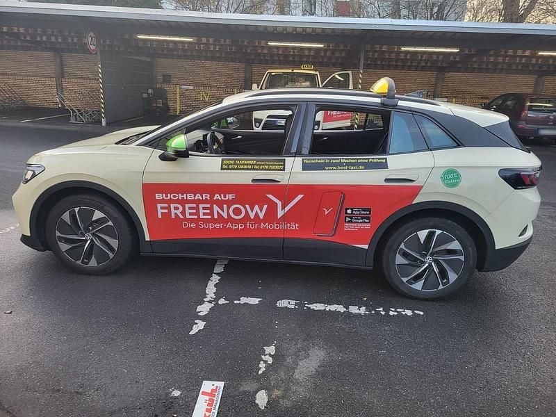 Gebraucht VW ID.4 Pro Performance 150 kW (204 PS) 2021 Gelb SUV