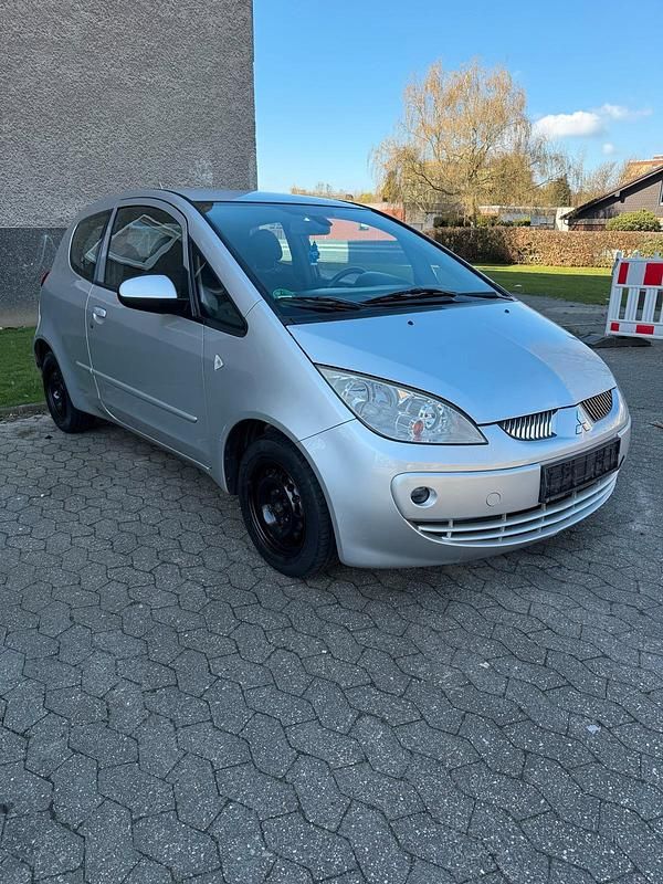 Gebraucht Mitsubishi Colt 75 PS (55 kW) 2007 Silber Kleinwagen