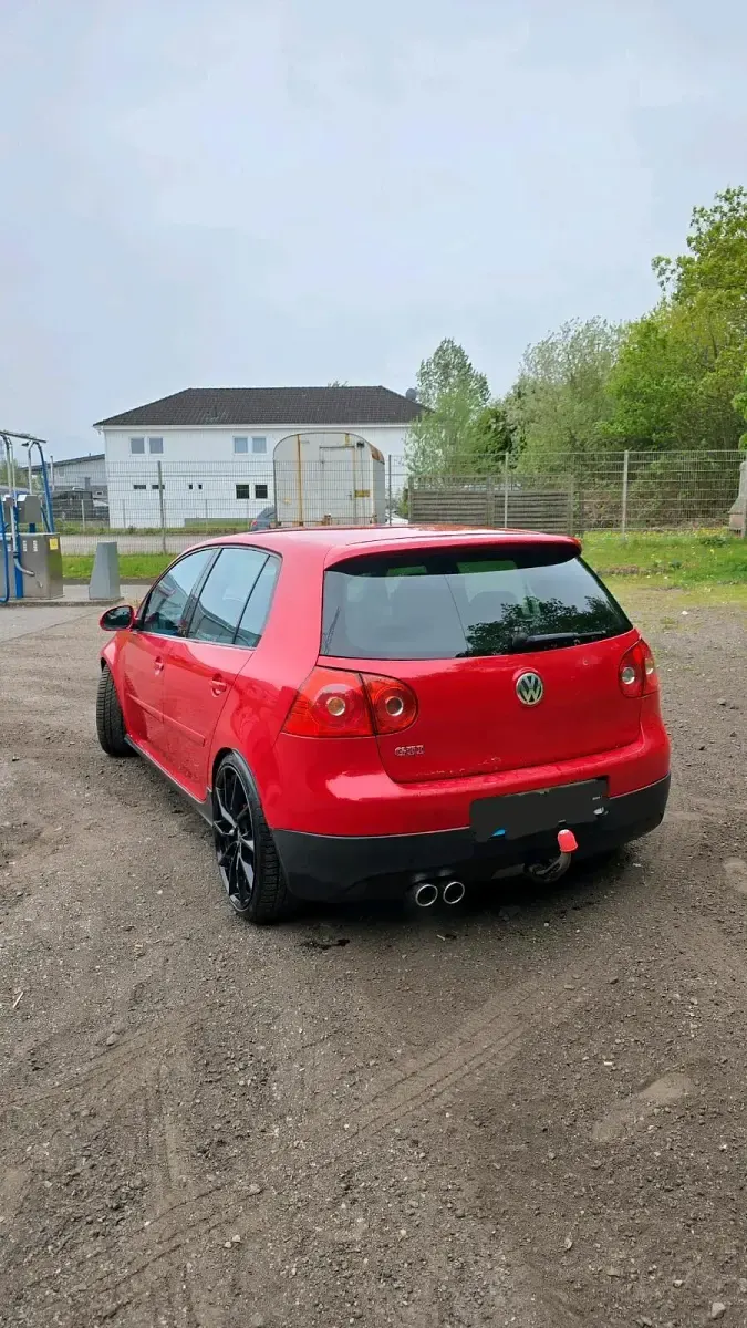 Gebraucht VW Golf V GTI 200 PS (147 kW) 2006 Rot Kleinwagen