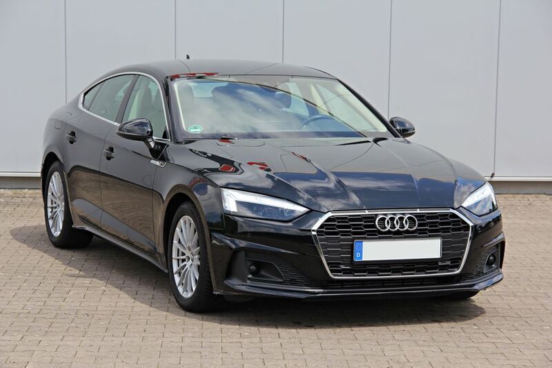 Schwarz Gebraucht 2020 Audi A5 Sportback S-Line Limousine | 26.999 € (Fairer Preis) - Bild 1/4