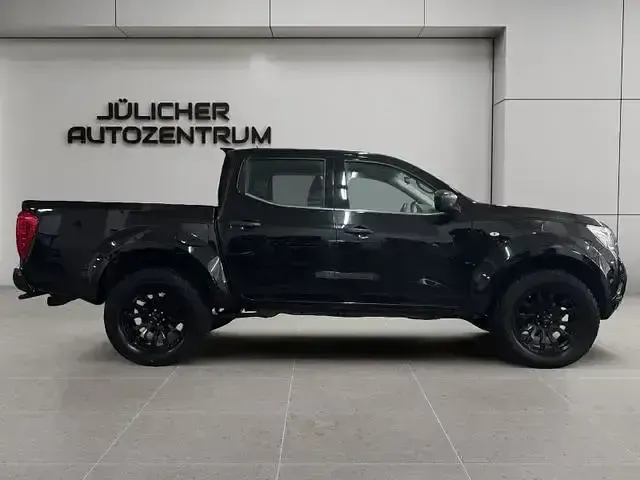Gebraucht Nissan Navara Acenta 190 PS (139 kW) 2022 Schwarz Pickup