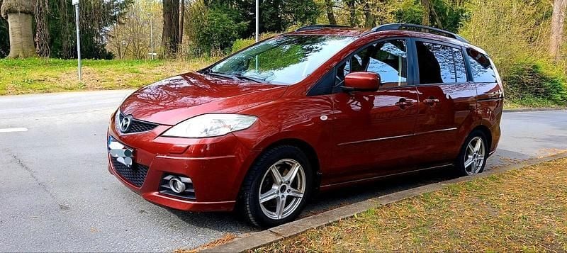 Gebraucht Mazda 5 149 PS (109 kW) 2009 Rot Van / Kleinbus