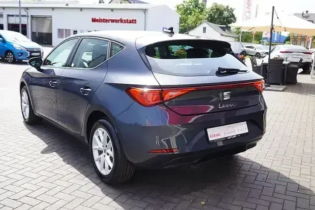 Neu Seat Leon 116 PS (85 kW) 2025 Andere Limousine