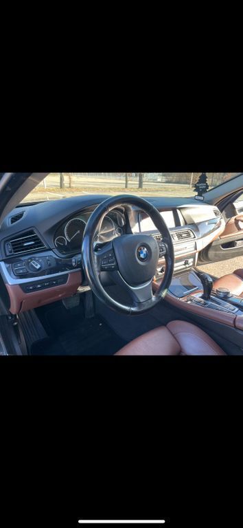 Gebraucht BMW 520 190 PS (139 kW) 2014 Braun Kombi