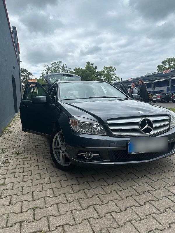 Gebraucht Mercedes C220 170 PS (125 kW) 2010 Grau Kombi