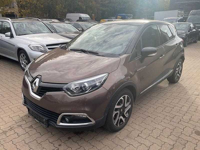 Braun Gebraucht 2015 Renault Captur Luxe SUV | 7.799 € (Guter Preis) - Bild 1/4