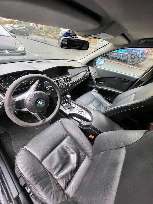 Gebraucht BMW 525 177 PS (130 kW) 2005 Schwarz Limousine