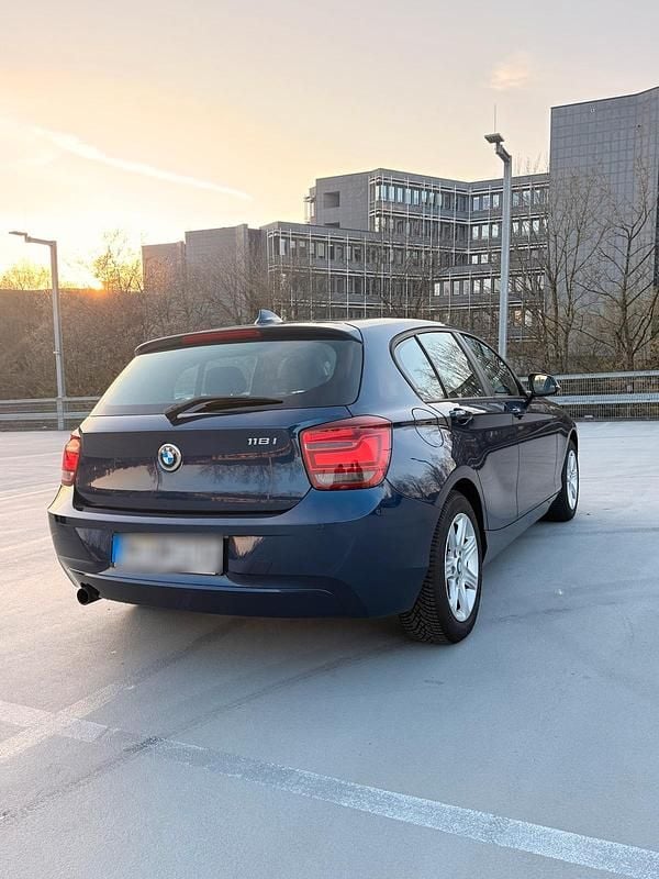 Gebraucht BMW 118 170 PS (125 kW) 2012 Blau Kleinwagen