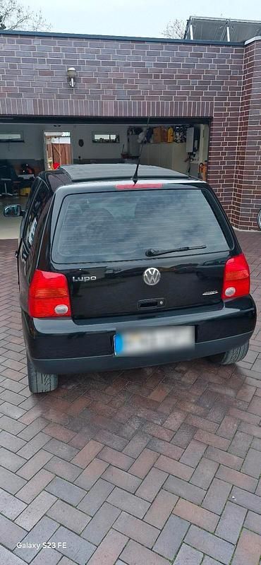 Gebraucht VW Lupo 50 PS (36 kW) 2003 Schwarz Kleinwagen
