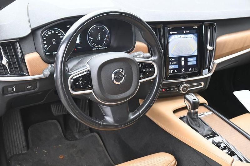 Gebraucht Volvo V90 235 PS (172 kW) 2016 Schwarz Kombi