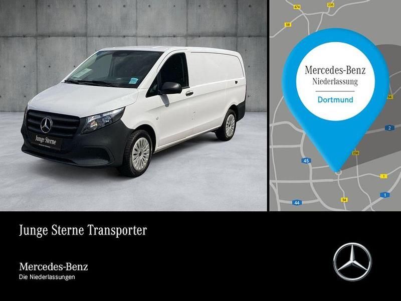 Weiß Gebraucht 2024 Mercedes Vito Van / Kleinbus | 38.651 € (Teuer) - Bild 1/4