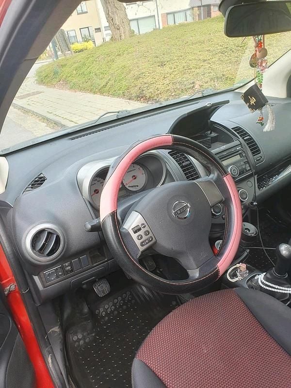 Second-hand Nissan Note 103 CP (75 kW) 2008 Roșu Hatchback