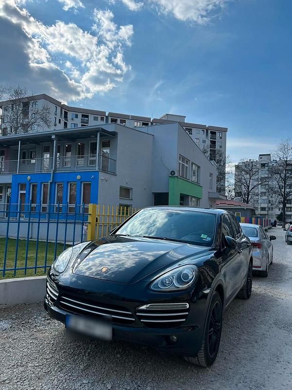 Second-hand Porsche Cayenne 245 CP (180 kW) 2014 Negru SUV