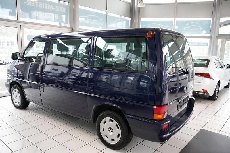 Gebraucht VW T4 102 PS (75 kW) 1999 Blau Van