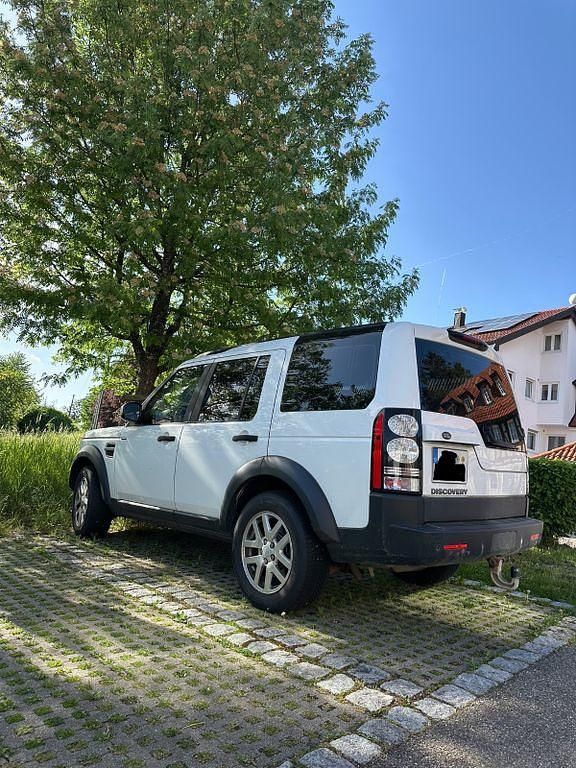 Gebraucht Land Rover Discovery 4 Basis 211 PS (155 kW) 2015 Weiß SUV