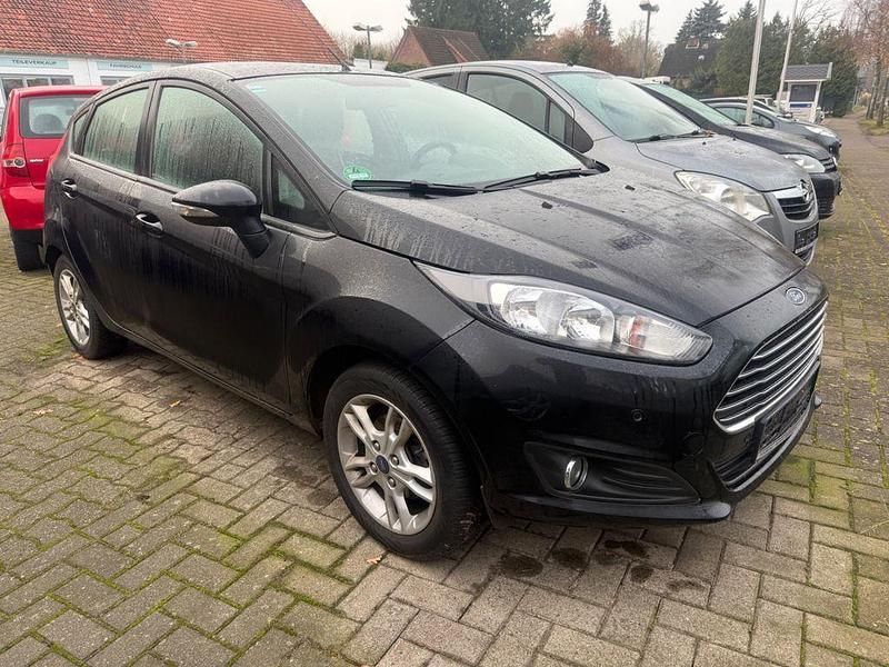 Schwarz Gebraucht 2015 Ford Fiesta Limousine | 6.790 € (Etwas zu teuer) - Bild 1/4