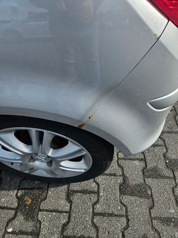 Gebraucht Opel Corsa Cosmo 80 PS (58 kW) 2008 Silber Kleinwagen