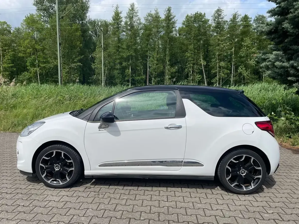 Gebraucht Citroën DS3 So Chic 120 PS (88 kW) 2011 Weiß Kleinwagen