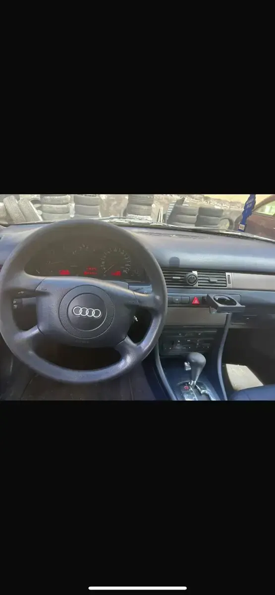 Gebraucht Audi A6 150 PS (110 kW) 2000 Blau Kombi