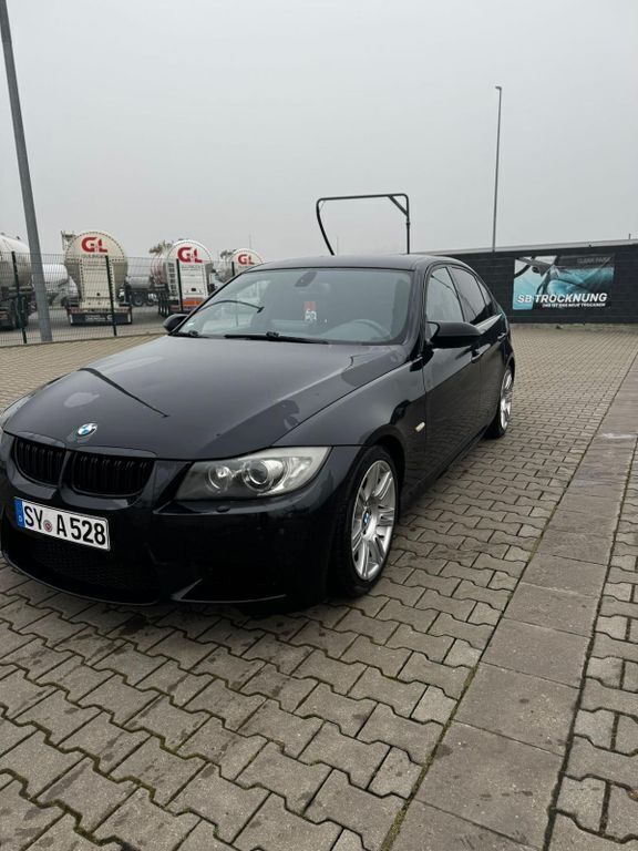 Schwarz Gebraucht 2006 BMW 325 M Sport Limousine | 5.800 € (Fairer Preis) - Bild 1/4
