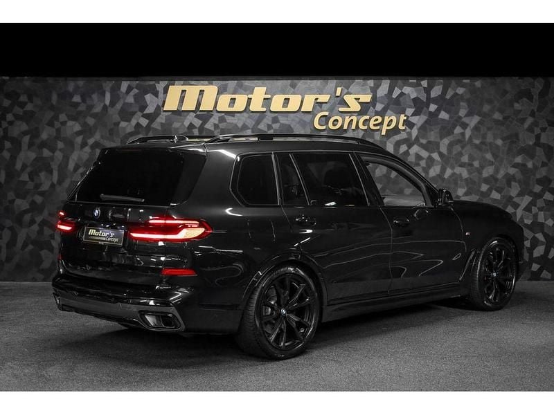 Gebraucht BMW X7 Performance 340 PS (250 kW) 2024 Schwarz SUV