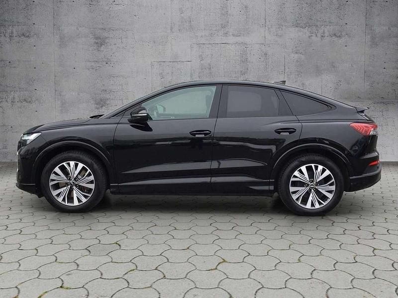 Gebraucht Audi e-tron Sportback 150 kW (204 PS) 2021 Mythosschwarz metallic SUV