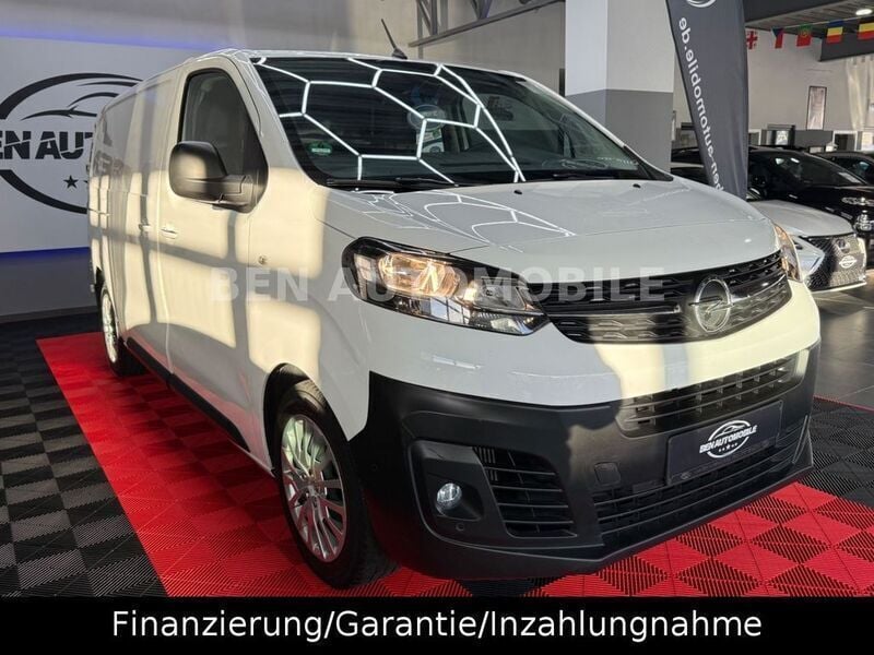 Weiß Gebraucht 2022 Opel Vivaro Edition Van | 14.756 € (Superpreis) - Bild 1/4