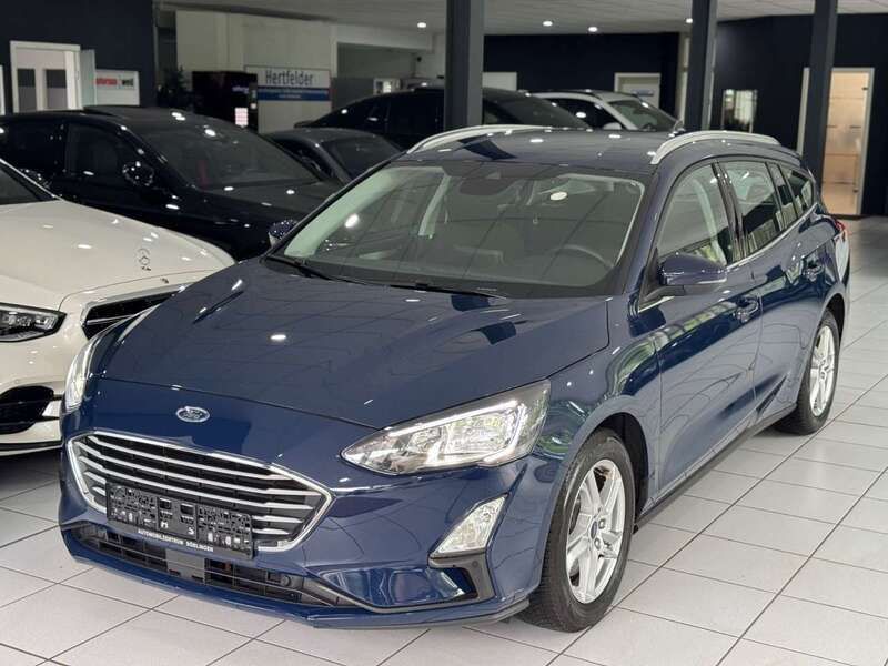 Blau Gebraucht 2020 Ford Focus Cool & Connect Kombi | 13.990 € (Guter Preis) - Bild 1/4