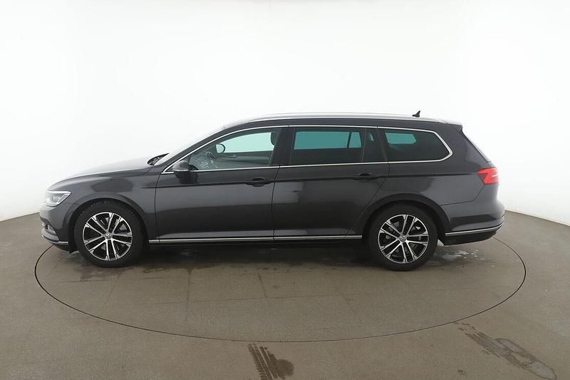 Gebraucht VW Passat Highline 150 PS (110 kW) 2019 Schwarz Kombi