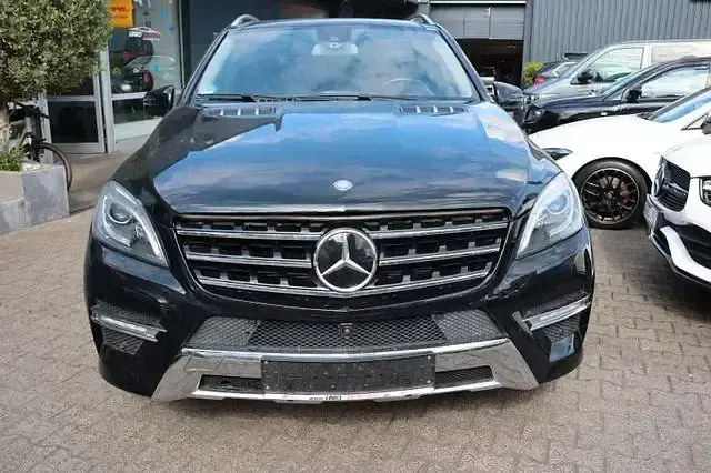 Gebraucht Mercedes ML350 306 PS (225 kW) 2013 Schwarz SUV
