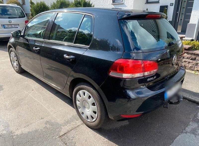 Gebraucht VW Golf VI 80 PS (58 kW) 2009 Schwarz Kleinwagen