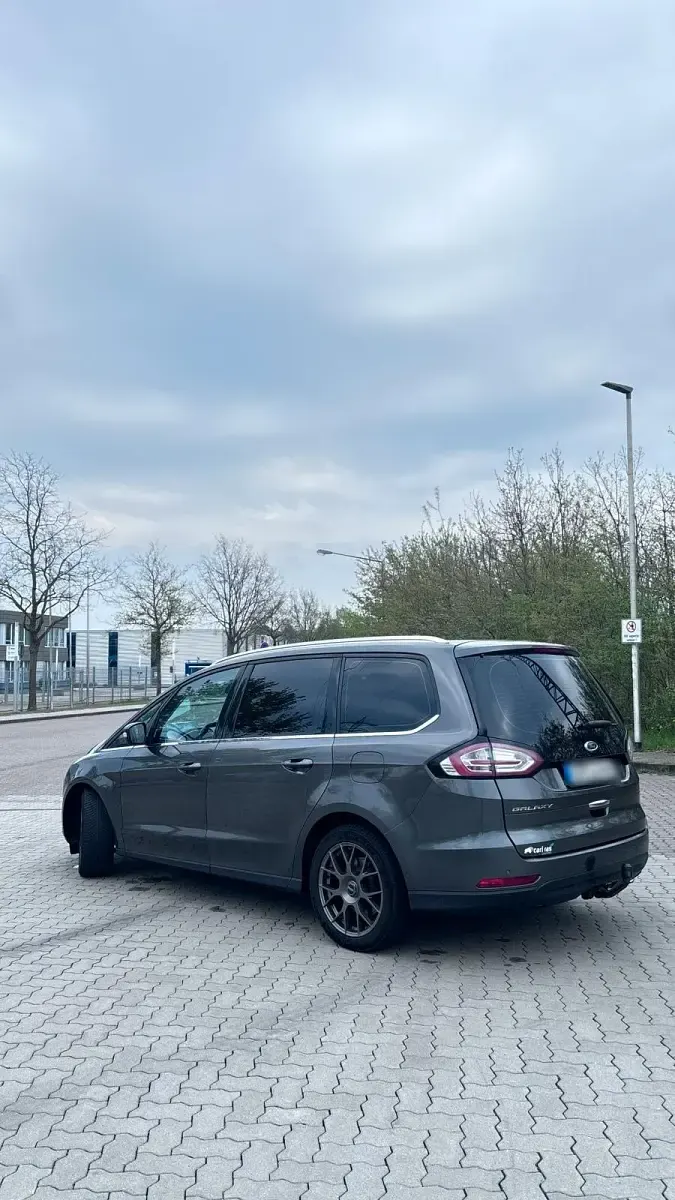Gebraucht Ford Galaxy 150 PS (110 kW) 2019 Grau Van / Kleinbus