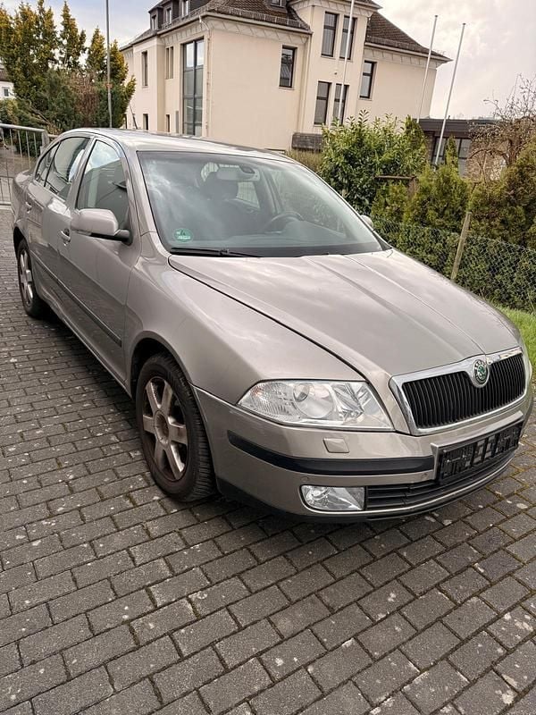 Gebraucht Skoda Octavia Elegance 150 PS (110 kW) 2007 Gold Limousine