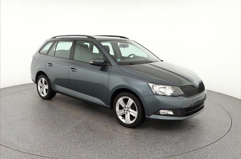 Gebraucht Skoda Fabia Cool Plus 75 PS (55 kW) 2018 Grau Kombi