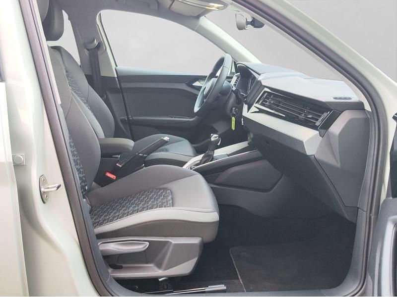 Gebraucht Audi A1 Sportback Advanced 116 PS (85 kW) 2025 Silber Kleinwagen